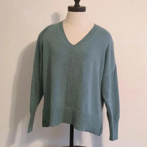 Tahari light teal knit sweater size M - Picture 1 of 6
